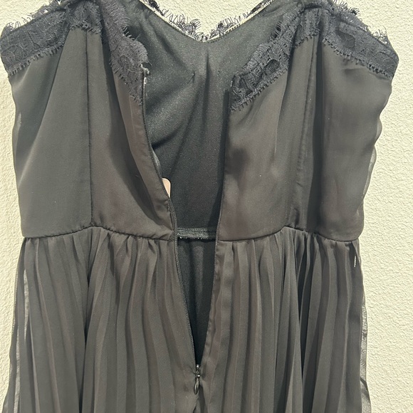 Juniors' Lily Rose Pleated Sweetheart Lace Dress SZ Small NWT - Picture 8 of 13